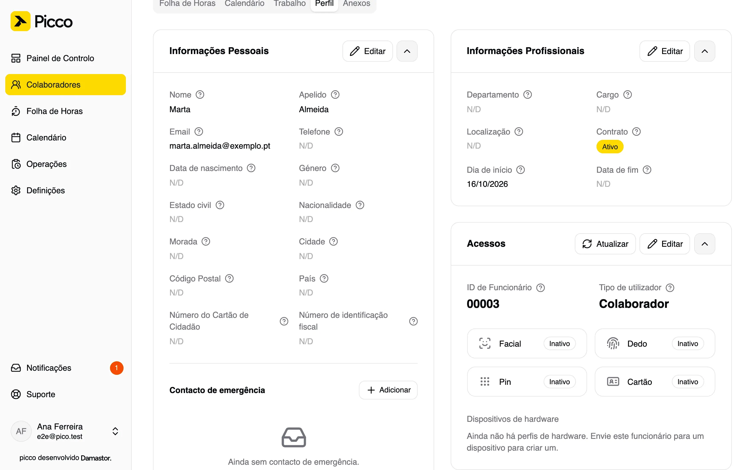 Perfil do colaborador com os cartões de informações pessoais e profissionais