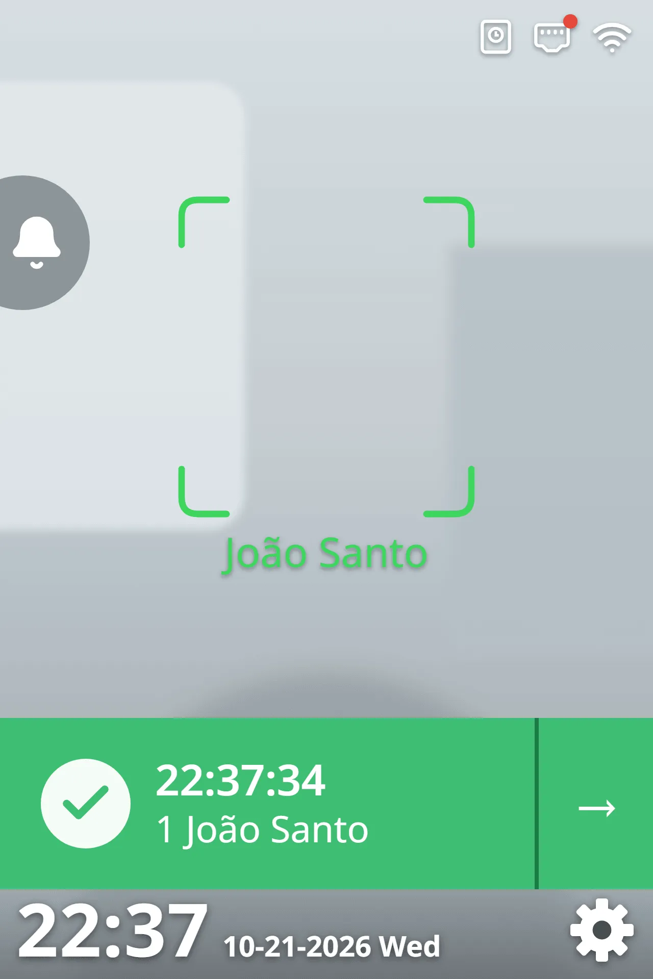 Green clock-in banner with time, ID and name